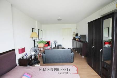Studio Condo in Great Location