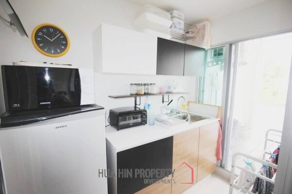 Studio Condo in Great Location