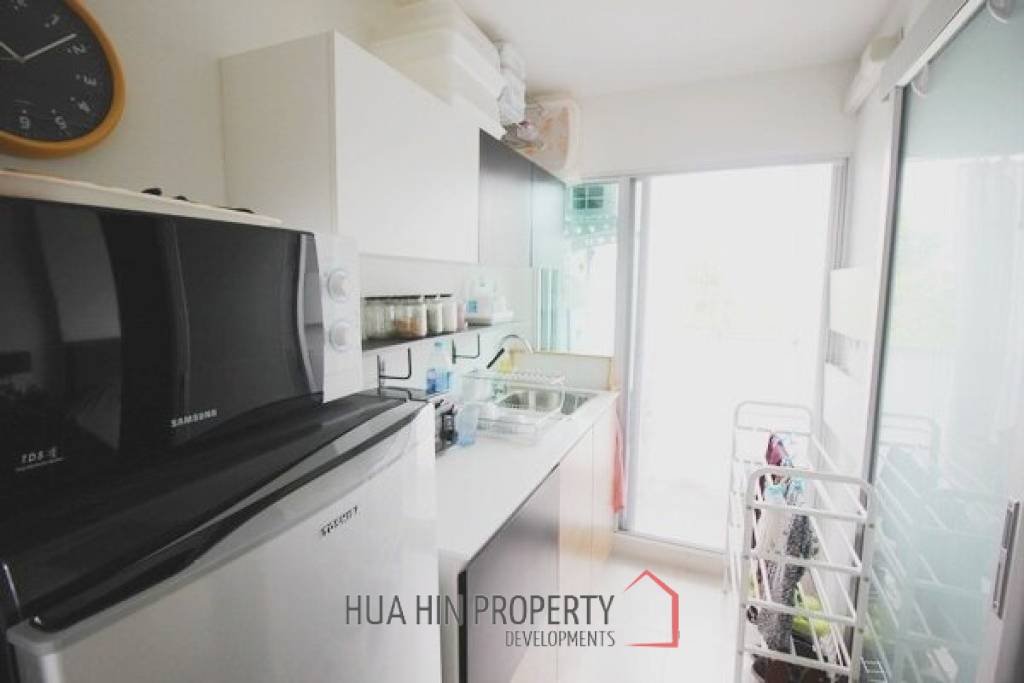 Studio Condo in Great Location