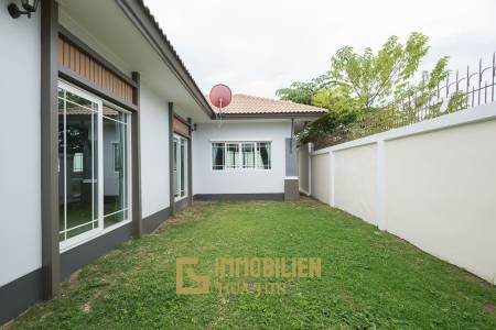 Preiswerte 2 Schlafzimmer Villa in Stadtnähe
