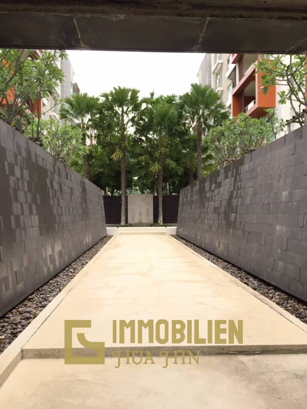 The Breeze: Tolle 1 Schlafzimmer-Eigentumswohnung mit Poolblick