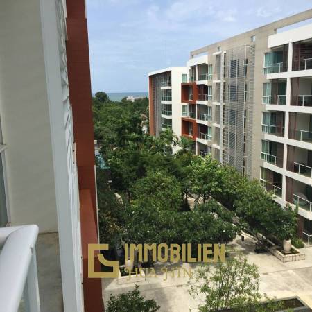 The Breeze: Tolle 1 Schlafzimmer-Eigentumswohnung mit Poolblick