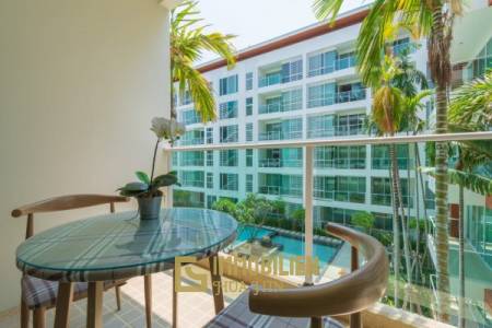 The Breeze condo: Preiswerte 1 Schlafzimmer-Eigentumswohnung mit Poolblick
