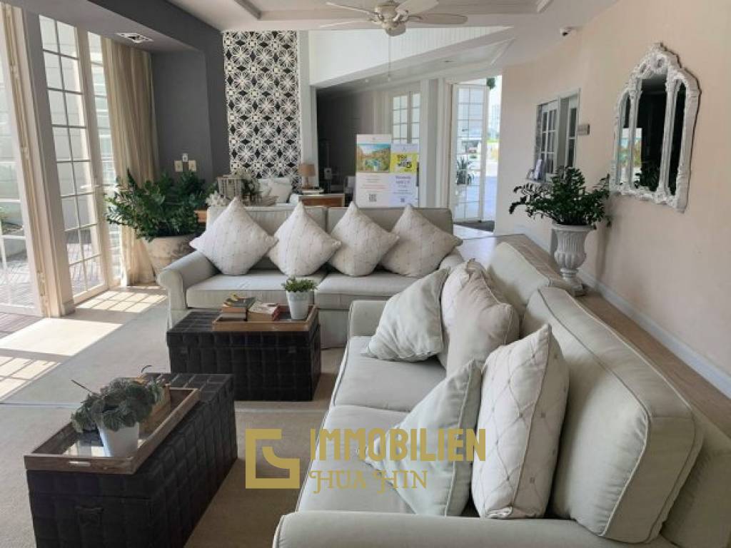 Summer Condo: Gutes Preis-Leistungs-Verhältnis 1 Schlafzimmer-Eigentumswohnung mit Blick auf den Pool