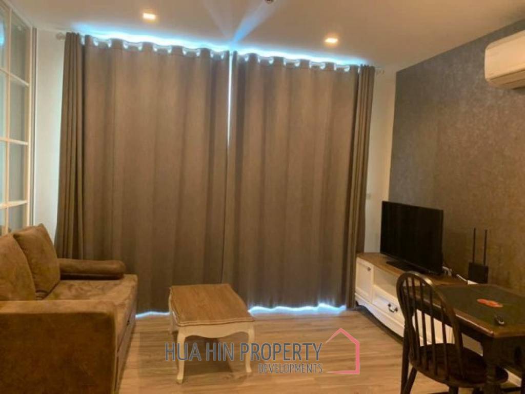 Great Value 1 Bedroom Condo With Nice Pool View