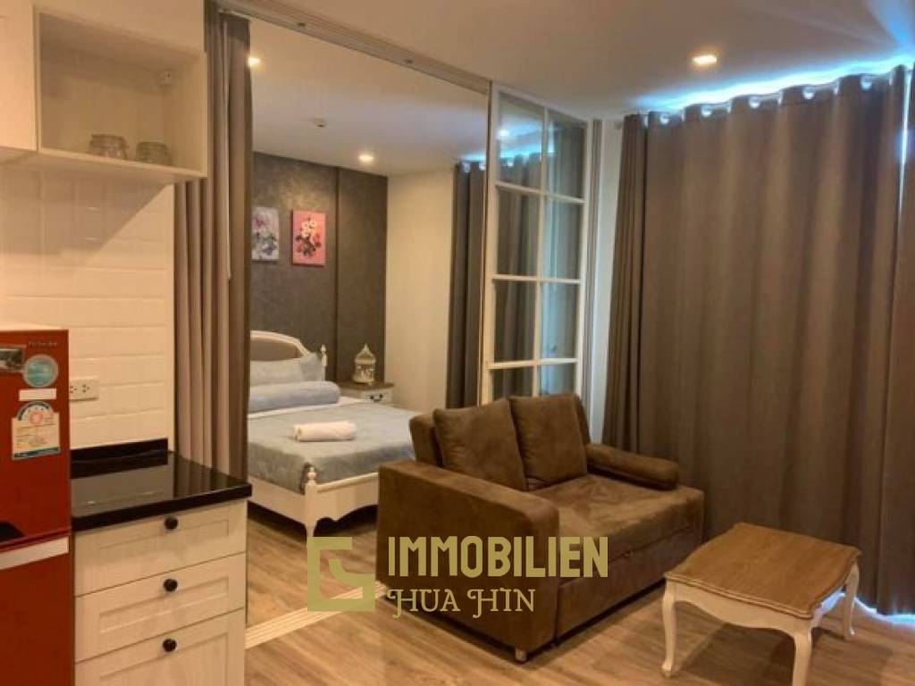 Summer Condo: Gutes Preis-Leistungs-Verhältnis 1 Schlafzimmer-Eigentumswohnung mit Blick auf den Pool