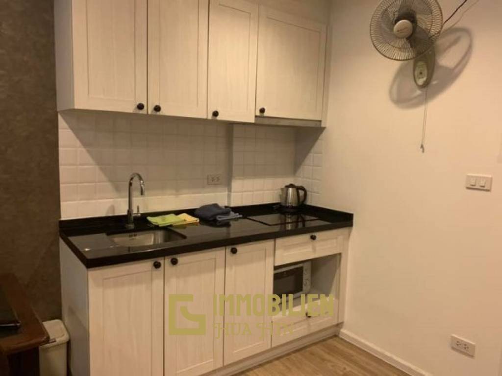 Summer Condo: Gutes Preis-Leistungs-Verhältnis 1 Schlafzimmer-Eigentumswohnung mit Blick auf den Pool