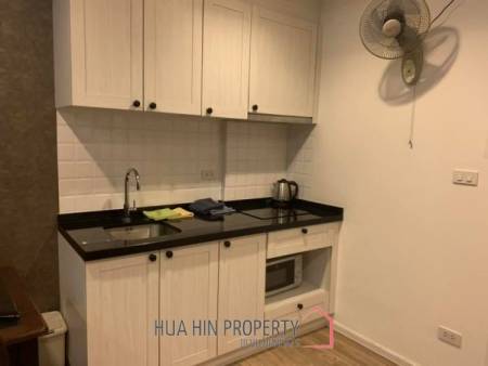 Great Value 1 Bedroom Condo With Nice Pool View