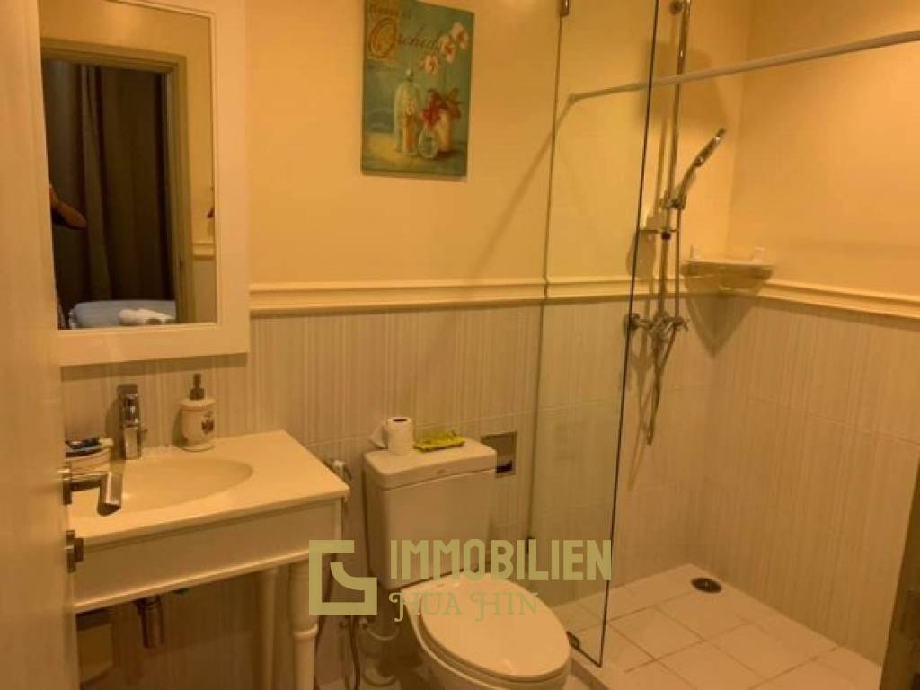 Summer Condo: Gutes Preis-Leistungs-Verhältnis 1 Schlafzimmer-Eigentumswohnung mit Blick auf den Pool