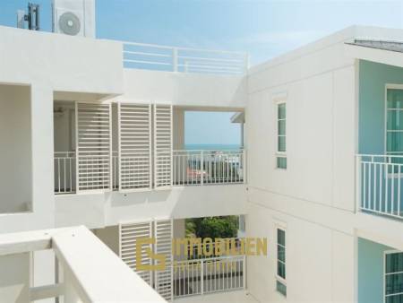 Summer: 1 Schlafzimmer-Eigentumswohnung mit Poolblick