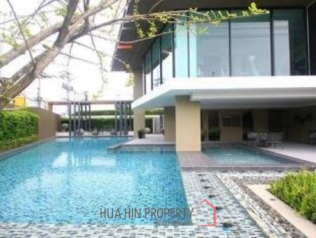 2 Bedroom Condo In Great Location