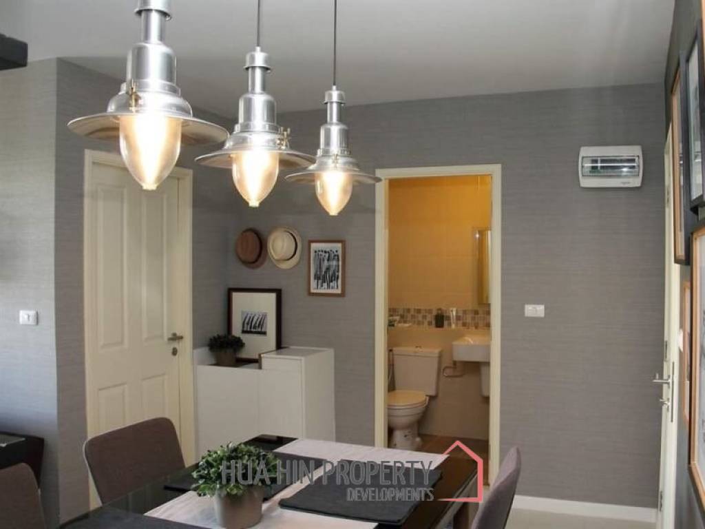 2 Bedroom Condo In Great Location