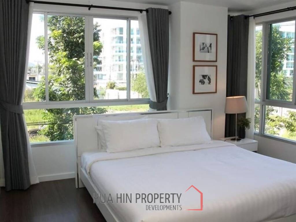 2 Bedroom Condo In Great Location
