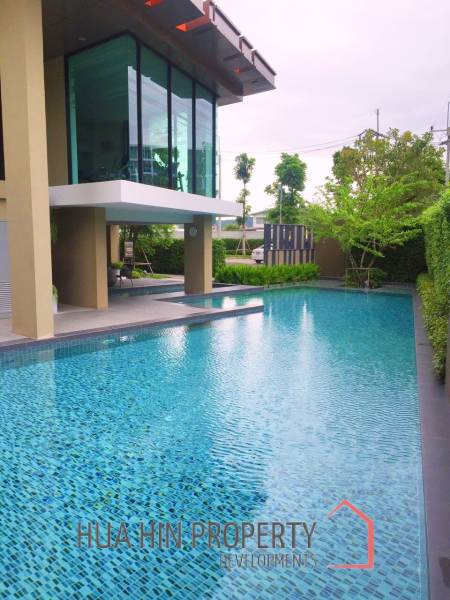 2 Bedroom Condo In Great Location