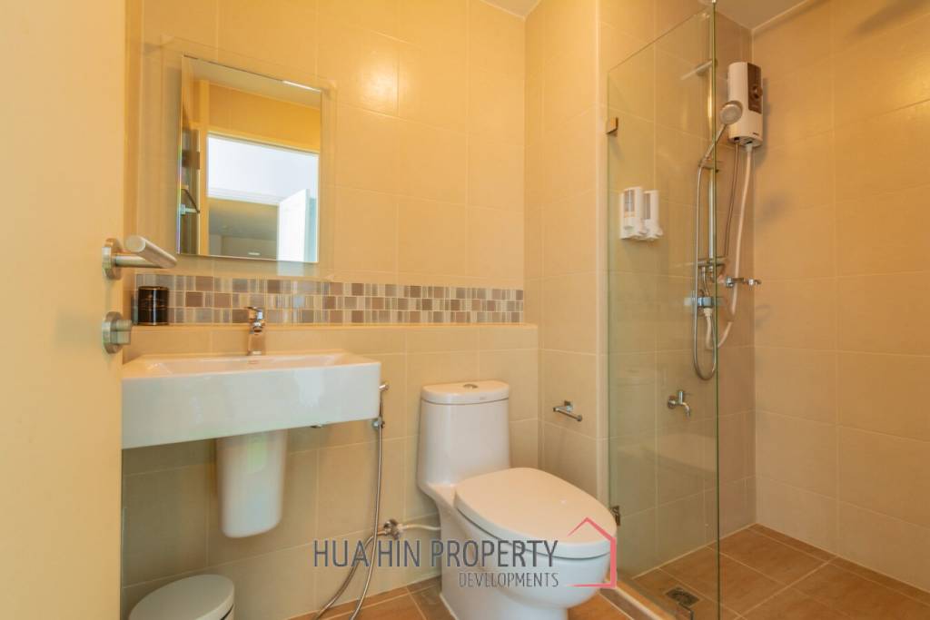 2 Bedroom Condo With Great Views
