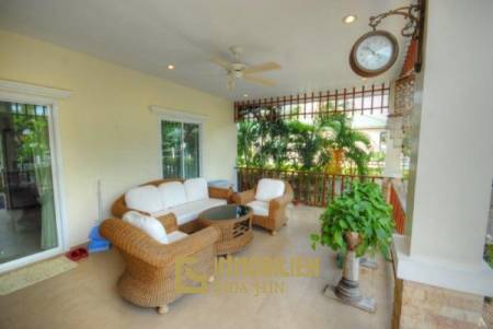 Lovely 3 Bedroom Pool Villa