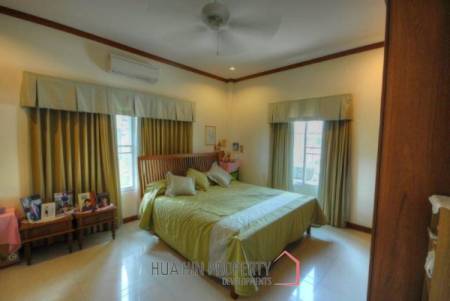Lovely 3 Bedroom Pool Villa