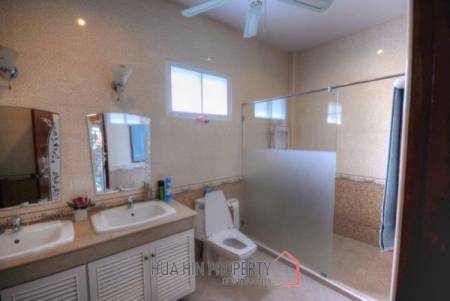 Lovely 3 Bedroom Pool Villa