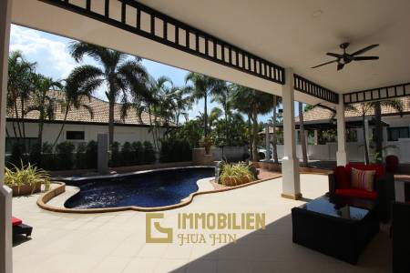 Nature Valley Estates: 4 Schlafzimmer Pool Villa