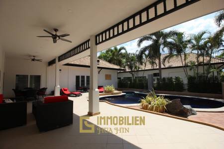 Nature Valley Estates: 4 Schlafzimmer Pool Villa