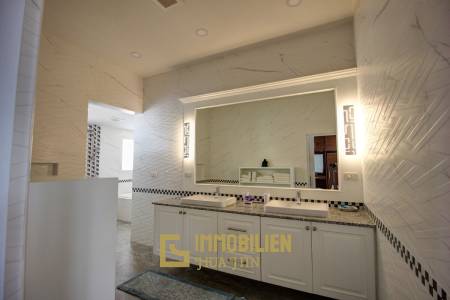 Nature Valley Estates: 4 Schlafzimmer Pool Villa