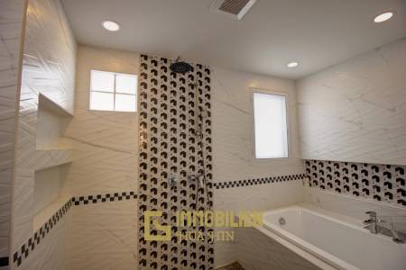 Nature Valley Estates: 4 Schlafzimmer Pool Villa
