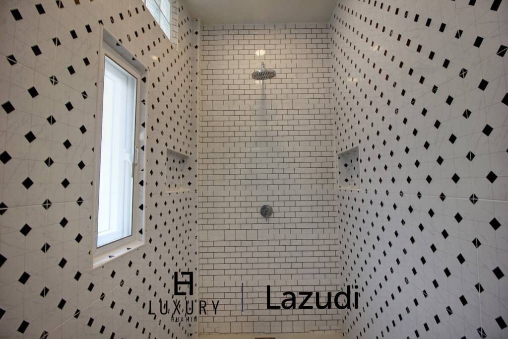 650 Kvm 4 Seng Hus for Salg