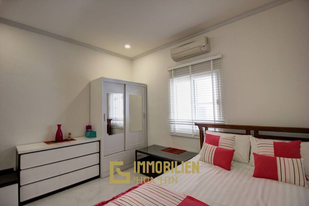 Nature Valley Estates: 4 Schlafzimmer Pool Villa