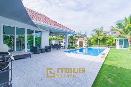 Klassische 3 Schlafzimmer Pool Villa