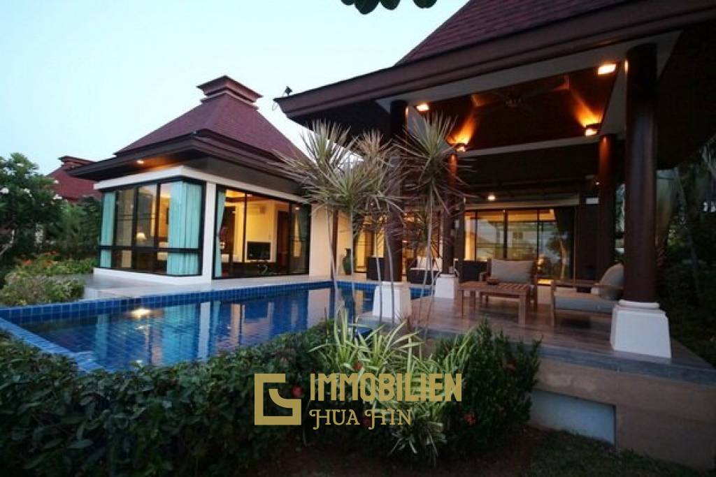 3 Schlafzimmer Pool Villa mit atemberaubender Aussicht