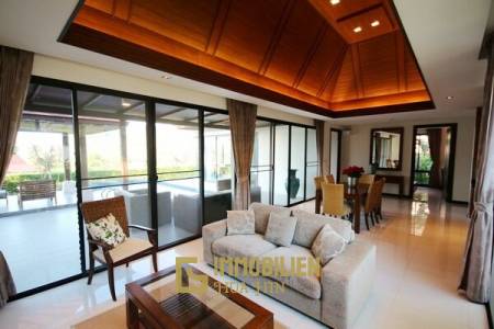 3 Schlafzimmer Pool Villa mit atemberaubender Aussicht