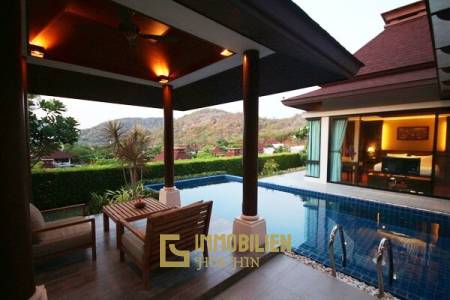 3 Schlafzimmer Pool Villa mit atemberaubender Aussicht