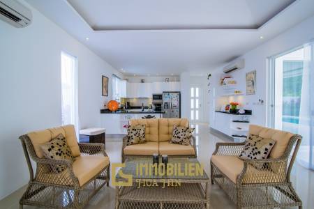 Attraktive Villa mit 3 Schlafzimmern und Pool