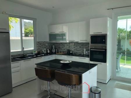 Good quality 3 Bedroom Pool Villa