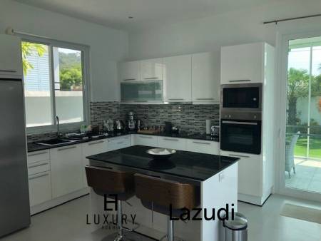 560 metro cuadrado 3 ` Casa de Venta