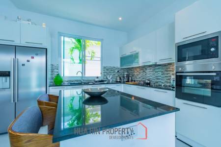 Good quality 3 Bedroom Pool Villa