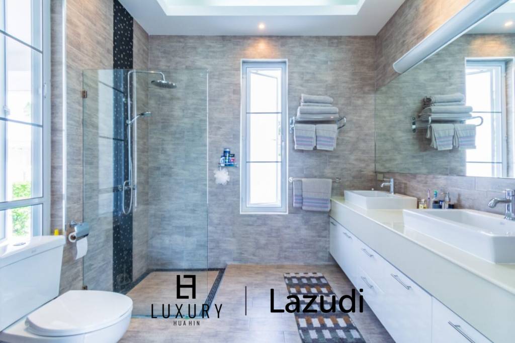 560 metro cuadrado 3 ` Casa de Venta