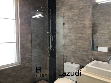 560 metro cuadrado 3 ` Casa de Venta