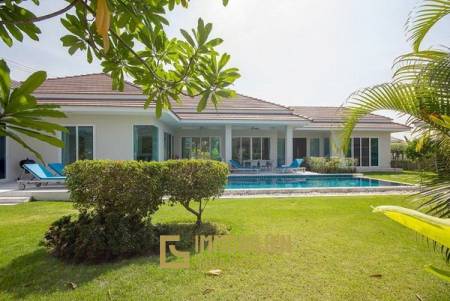 Luxury 4 Bedroom Pool Villa