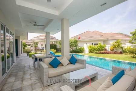 Luxury 4 Bedroom Pool Villa