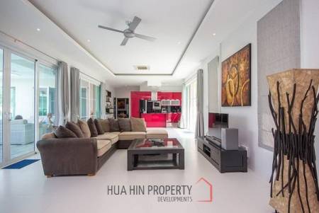 Luxury 4 Bedroom Pool Villa
