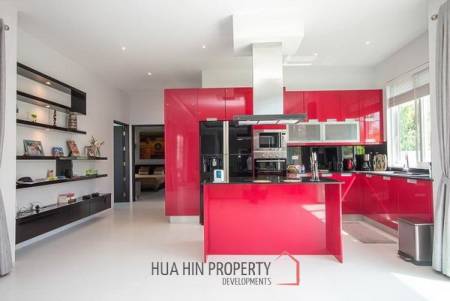 Luxury 4 Bedroom Pool Villa