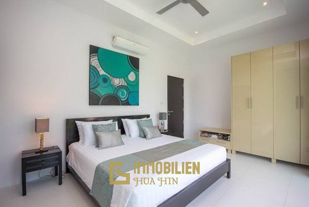 Luxury 4 Bedroom Pool Villa