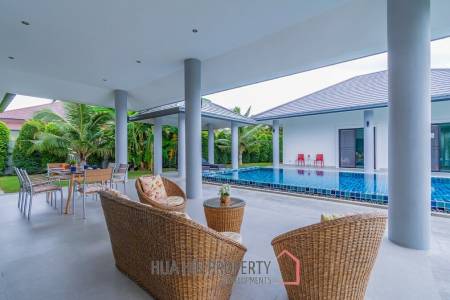 Luxury 3 Bedroom Pool Villa