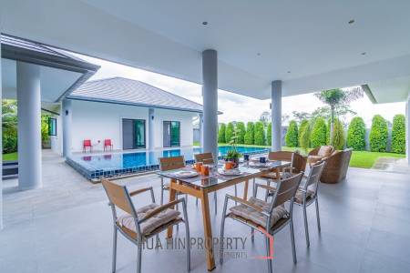 Luxury 3 Bedroom Pool Villa