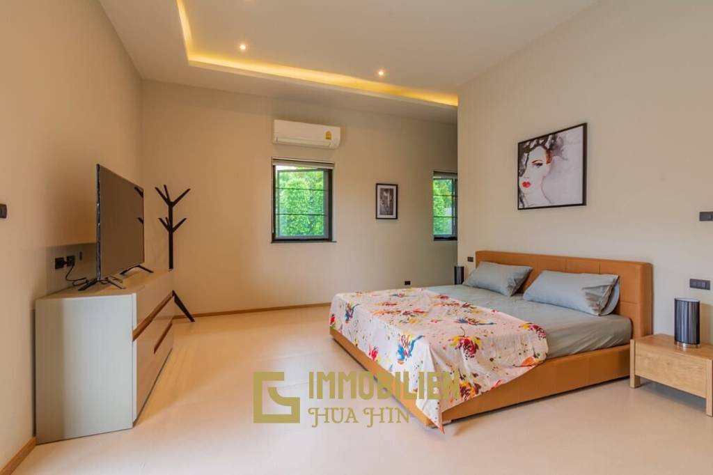 Ansprechende Villa mit 3 Schlafzimmern und Pool