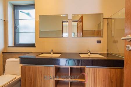 Luxury 3 Bedroom Pool Villa