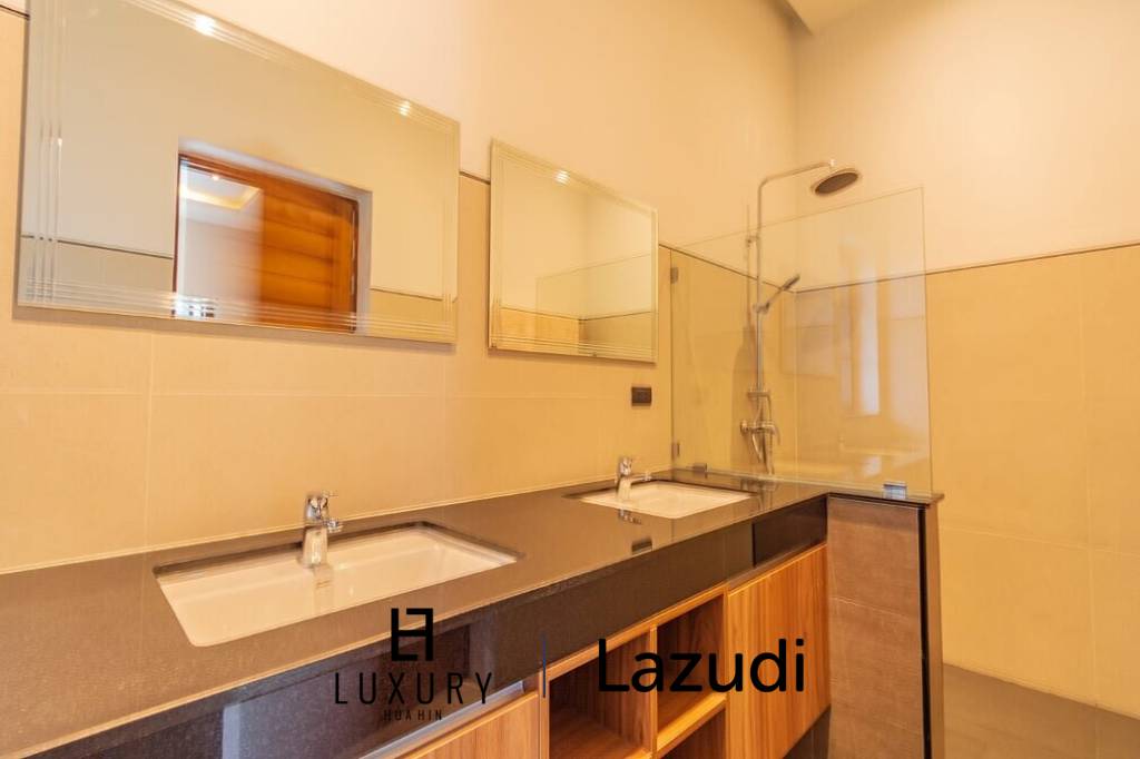 Luxury 3 Bedroom Pool Villa