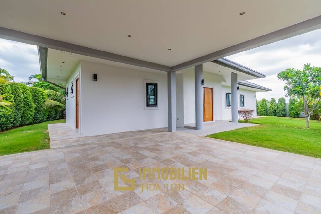 Ansprechende Villa mit 3 Schlafzimmern und Pool