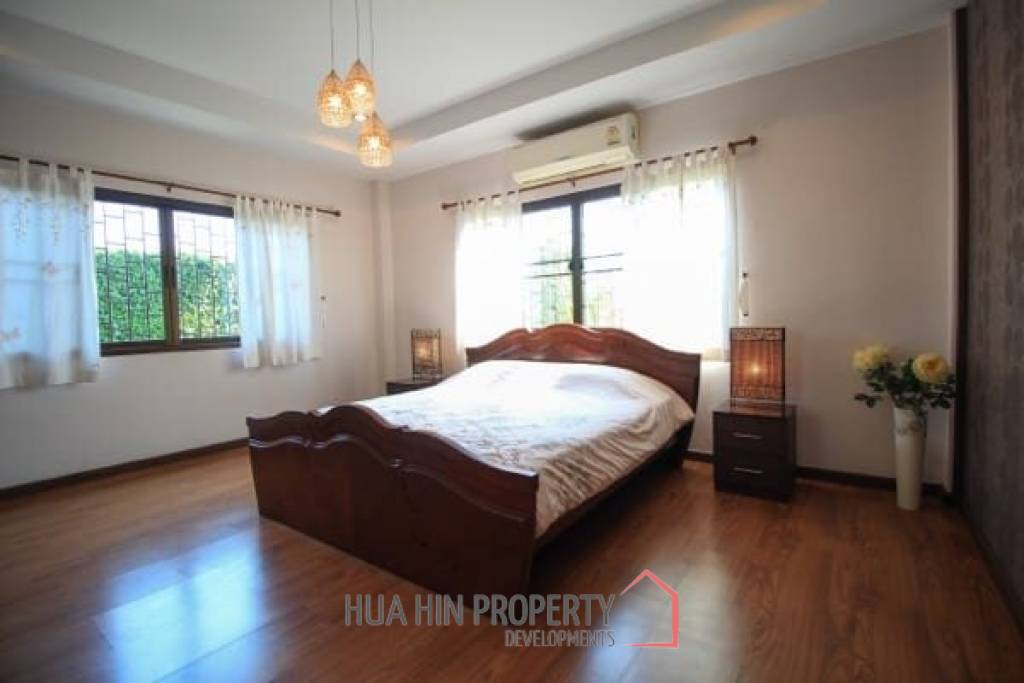 Great Design 3 Storey Pool Villa with great views